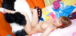 Twister games and hot sex with cute teen girl