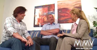 Mature wifey gives love counselling